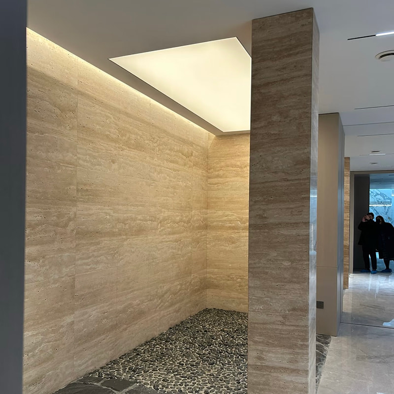 Veneer Ubin Tahan Api Interior Tiruan Pelapis Dinding Lembut Dapat Ditekuk Panel Dinding Batu Lunak Fleksibel Buatan Travertine